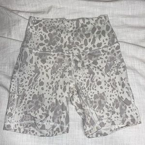 Align short white cheetah lululemon